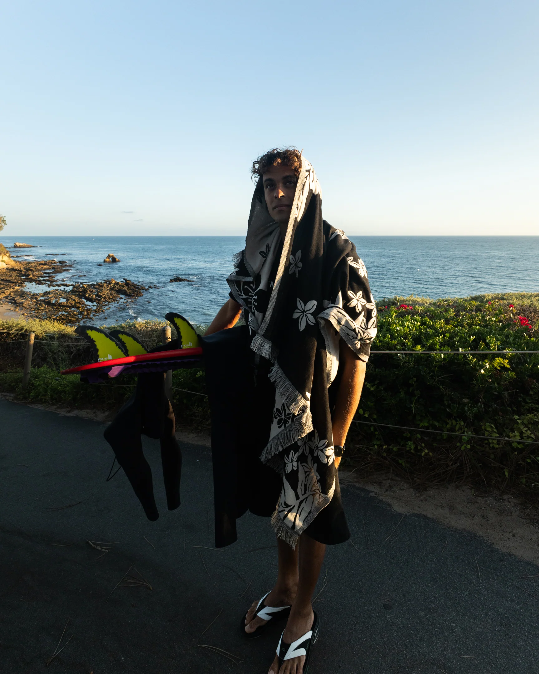 TENŌRE X Slowtide Lei Driftweave Towel - Image 5
