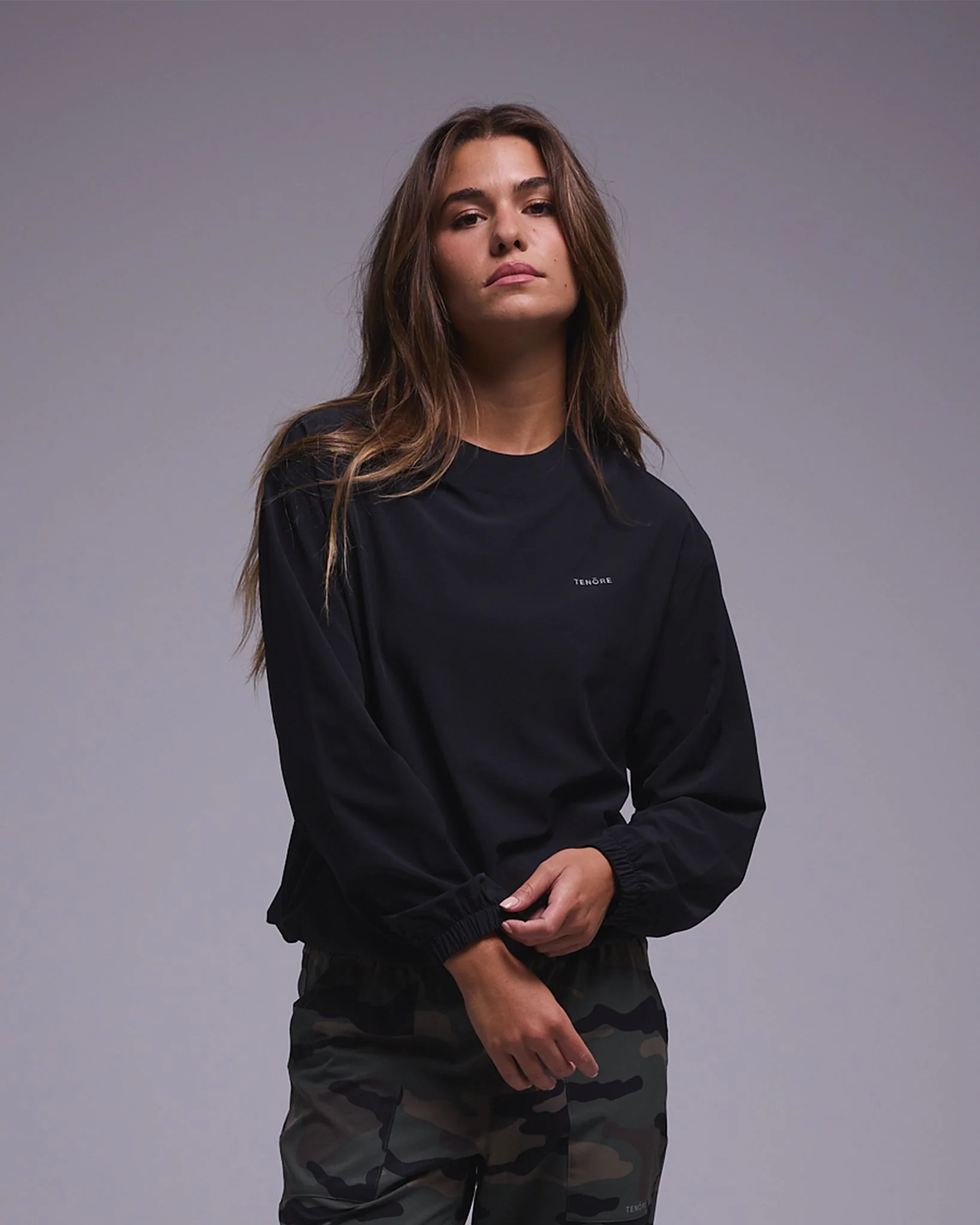 Woven Pullover Crew